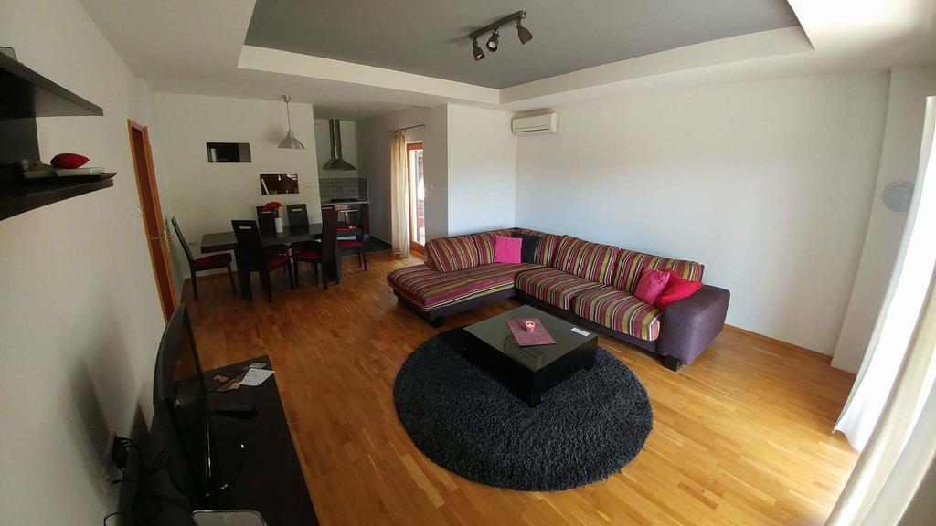 Apartment Kortina Бузет Екстериор снимка